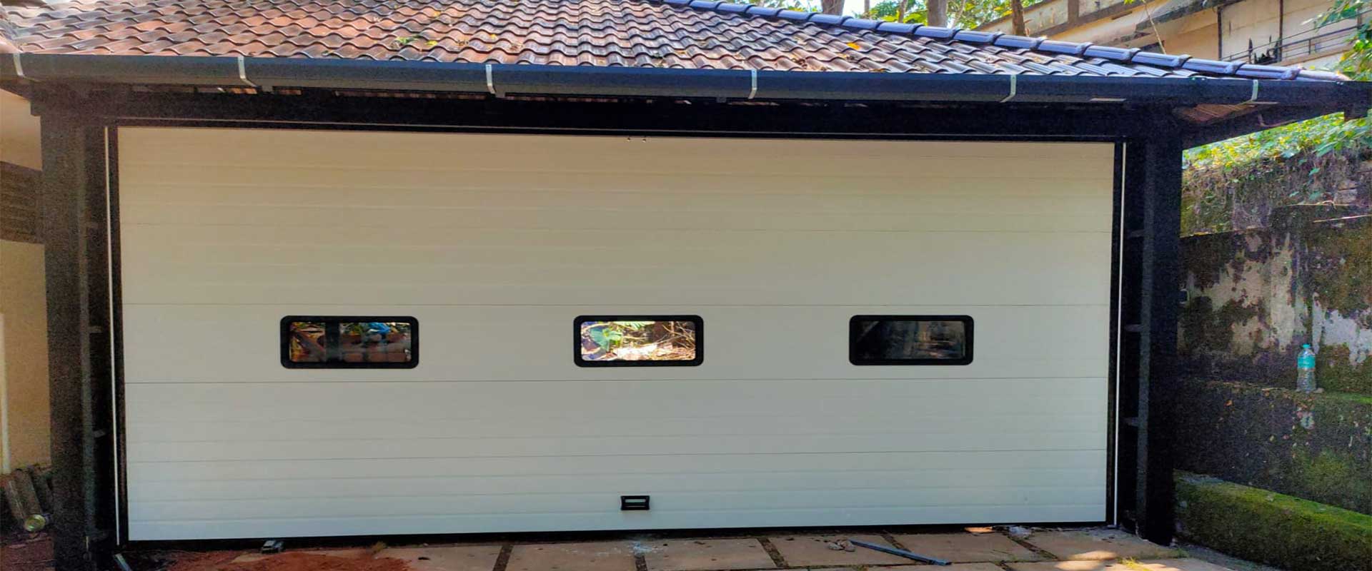 Premium Overhead Sectional Garage Door